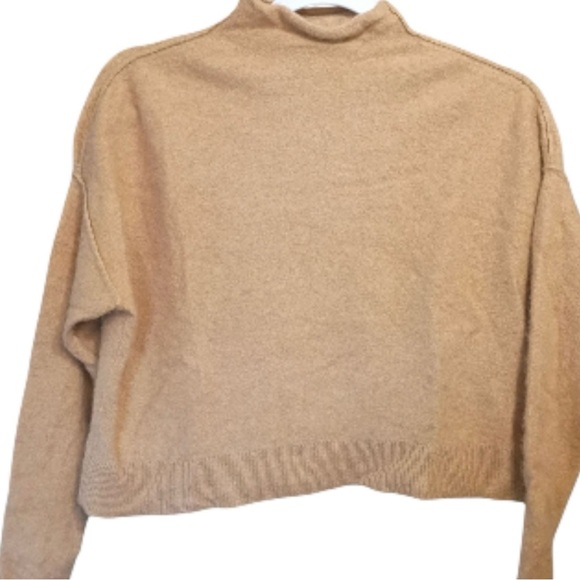 Anthropologie Pilcro The Alani 100% Cashmere Mock-Neck Sweater XS
Camel Boxy - Picture 4 of 5